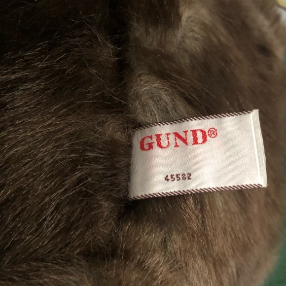 GUND Teddy Bear Plush holding gift box - Picture 7 of 7